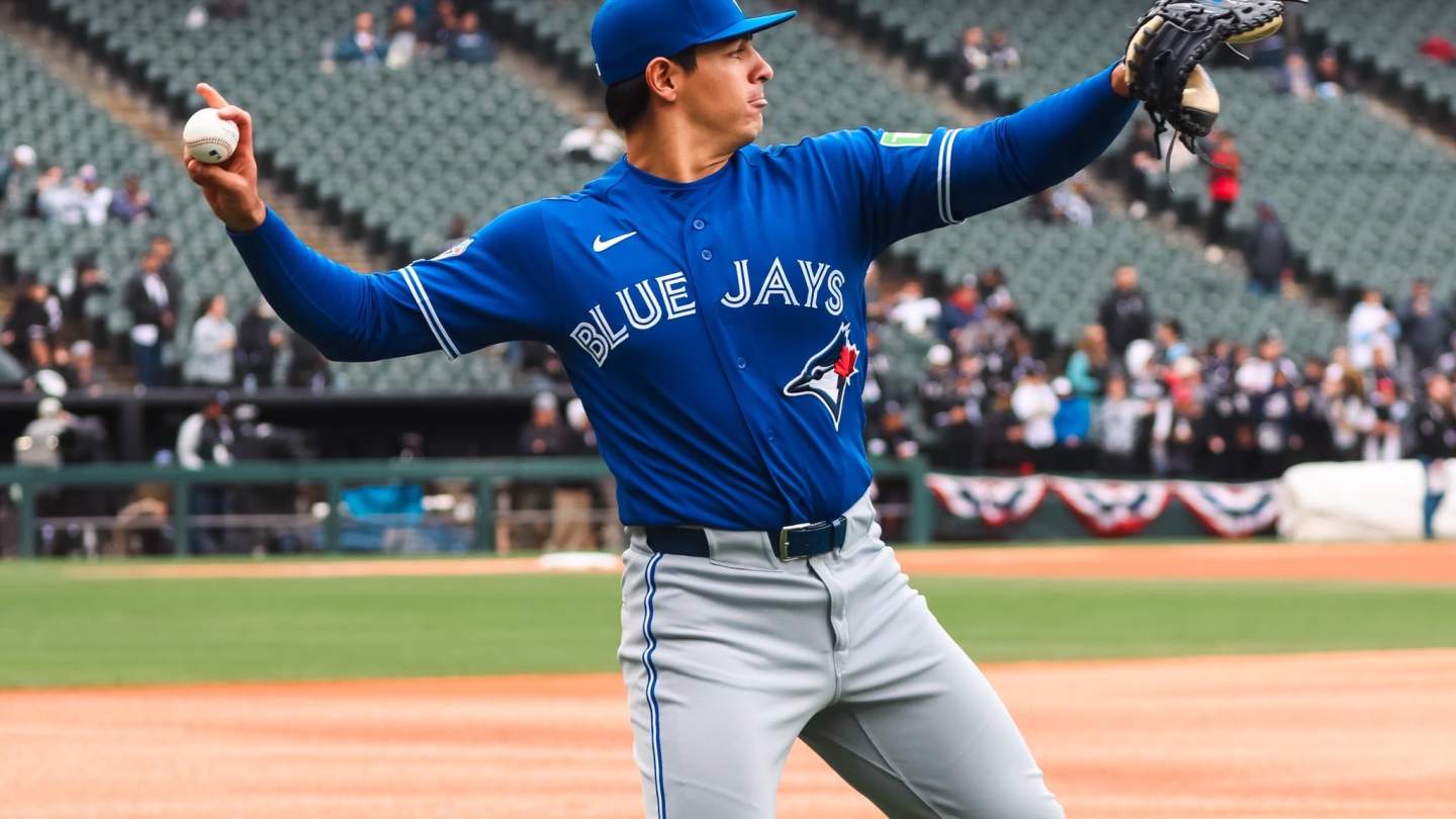 BRANDON VALENZUELA DEBUTA CON TORONTO Y ES EL SONORENSE 41 EN LLEGAR A LIGAS MAYORES 